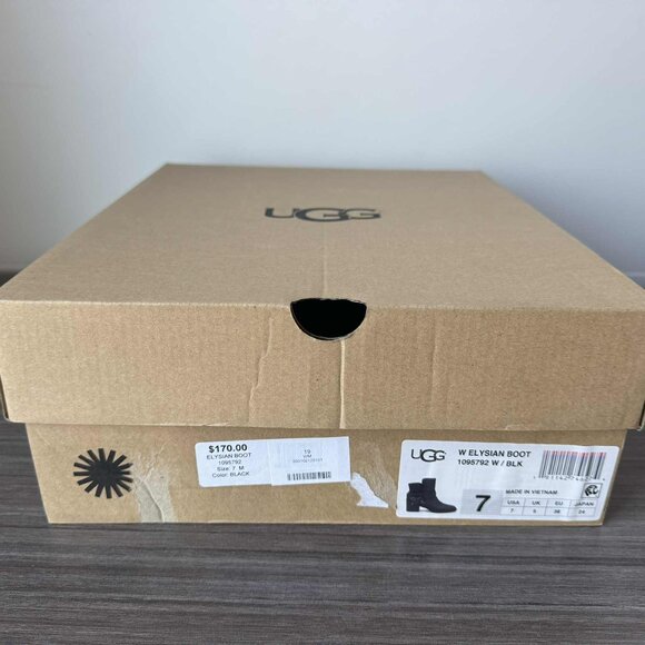 UGG Women's Elysian Zip Up Ankle Boots Bootie $170 in Black 1095792 - Picture 10 of 11